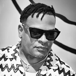 Meet your Posher, Darvin